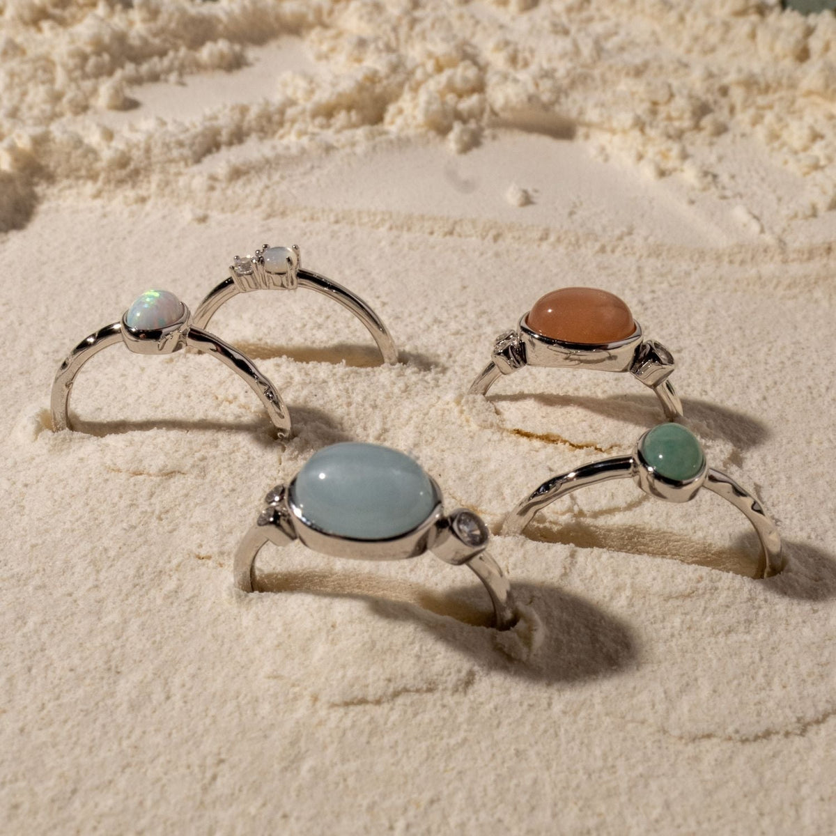 demi fine ring display