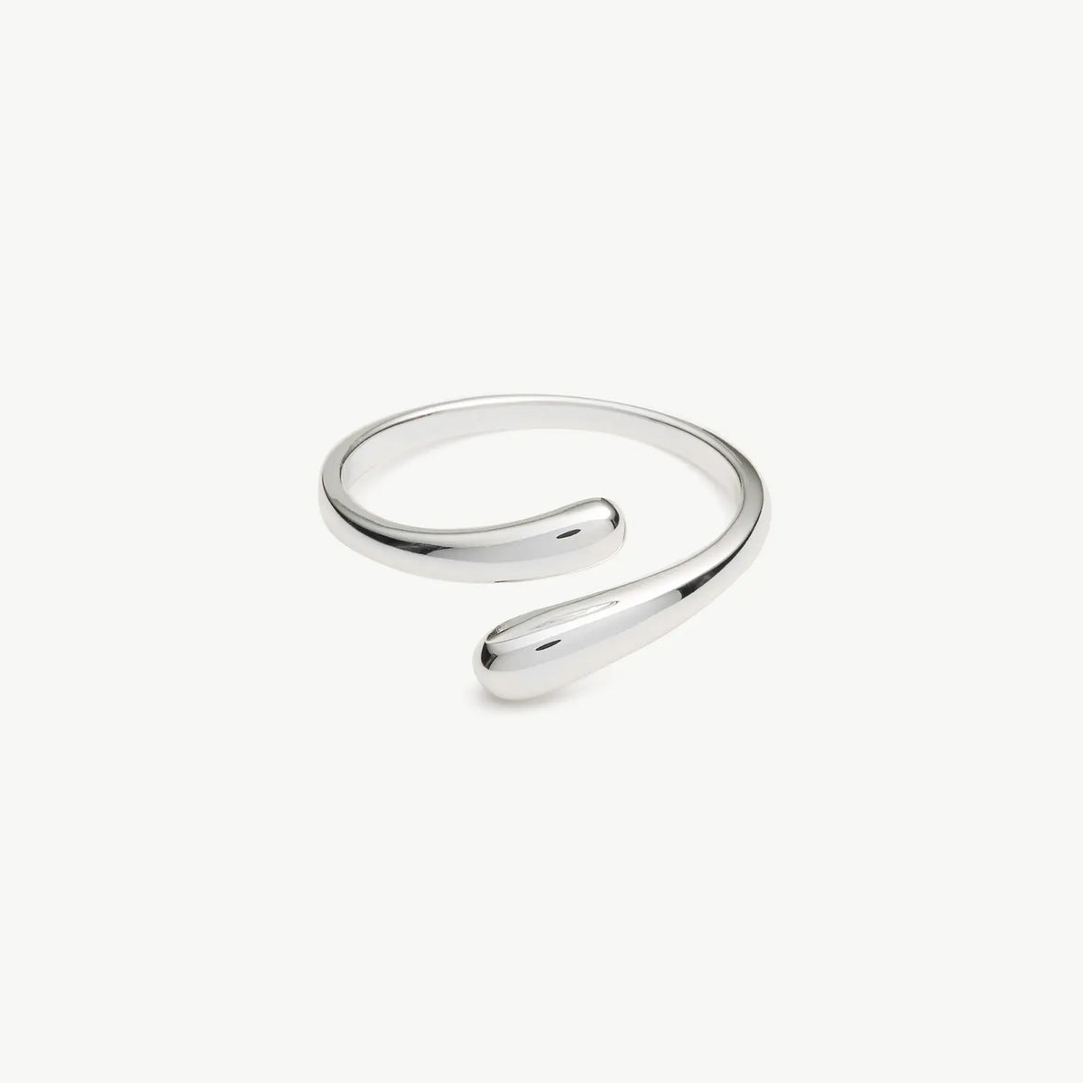 Silver split band ring n grey background