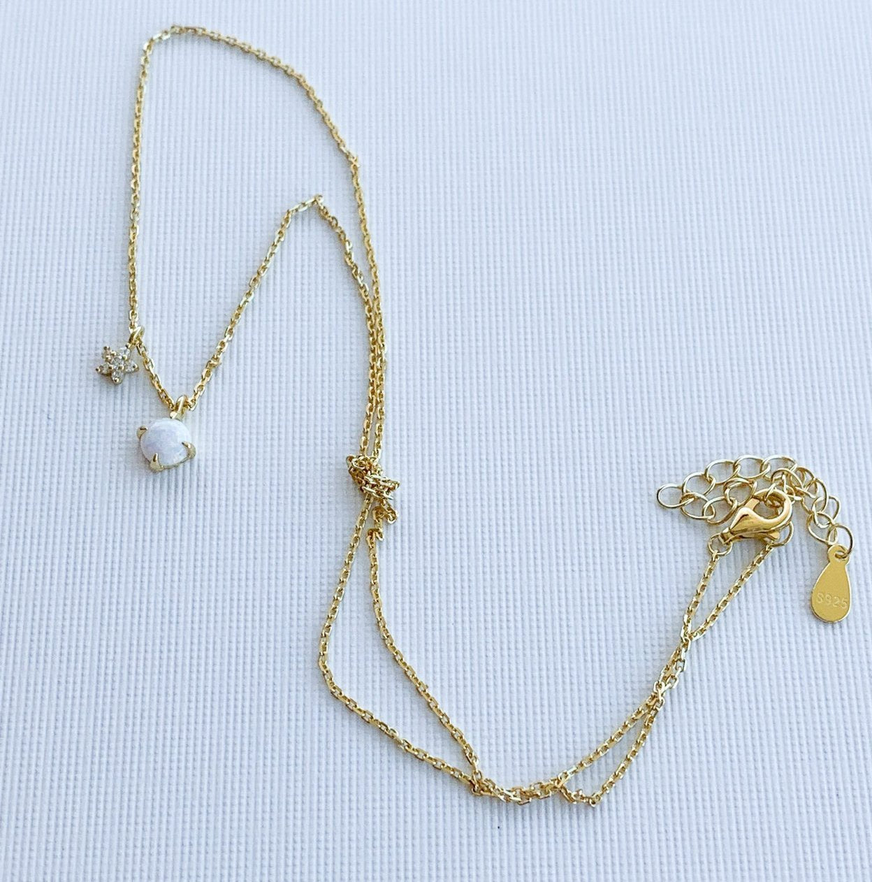 HOW TO: Untangle Your Necklace Chains – Bowerbird Jewels