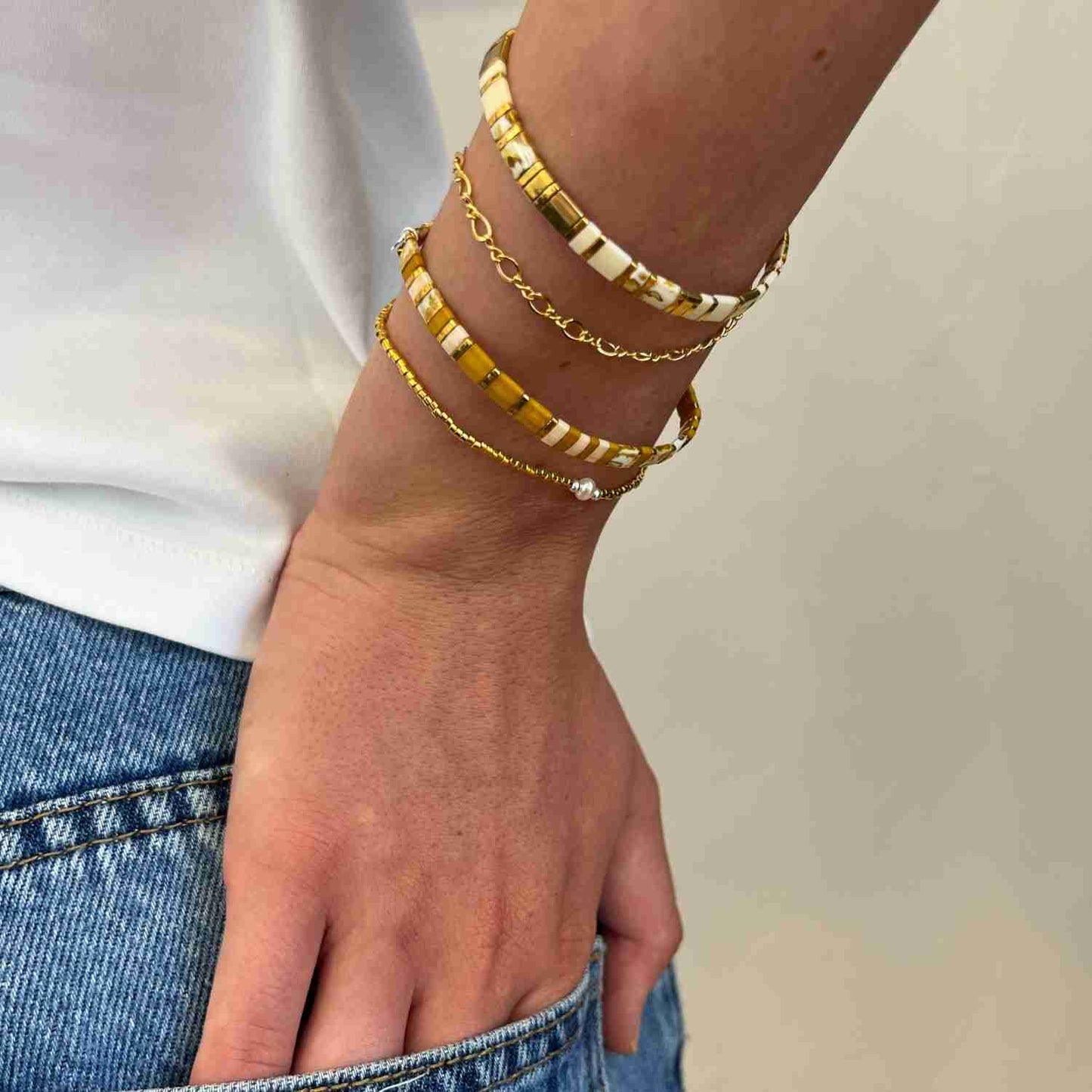 Gold Figure Eight Cable Chain Bracelet