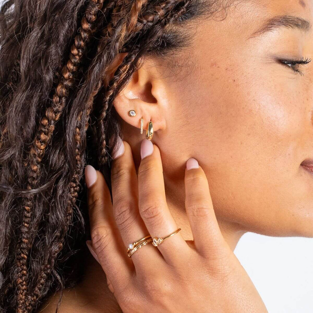 Gold-Sulet Pearl Ring on model-Australian Jewellery Brand Bowerbird Jewels